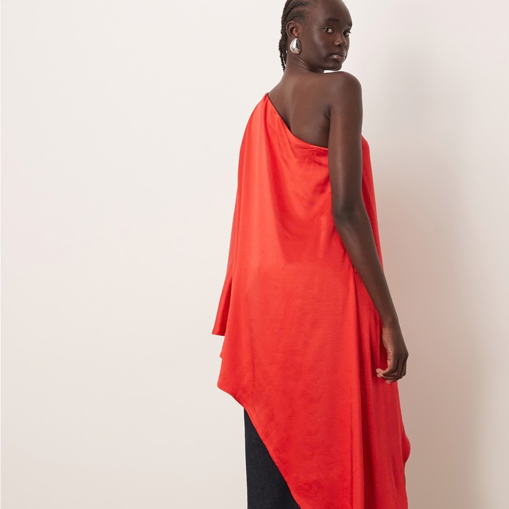 ASOS One-Shoulder Asymmetric Red Top - Picture 3 of 3